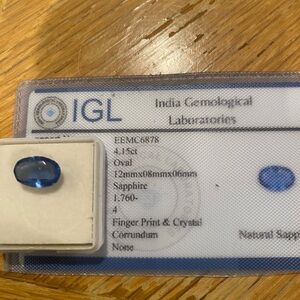 Oval Blue Sapphire Gemstone